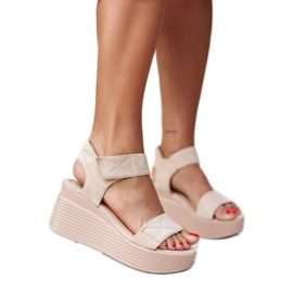 Sandali con zeppa beige di Nerea