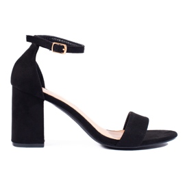 Sandali classici da donna su un palo Shelovet beige nero