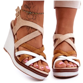 Sandali Con Zeppa Con Righe Beige