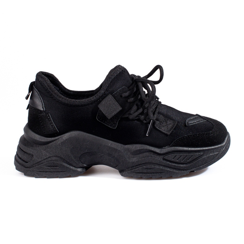 Sneakers nere da donna sulla piattaforma Shelovet nero