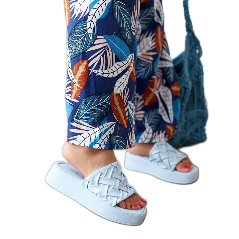Sandali con plateau blu di Esposito