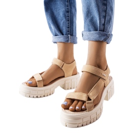Sandali beige sul palo Big Star LL276036