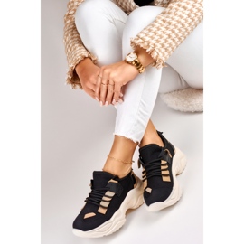Sneakers da donna alla moda con suola spessa nero
