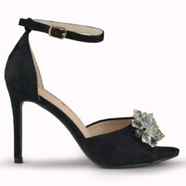 Sandali con tacco con perline decorative nero