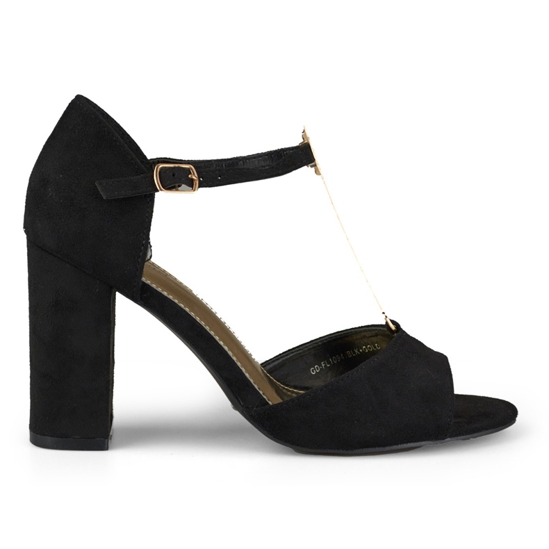 Eleganti sandali con tacco alto e decorazioni in oro nero