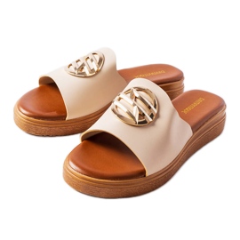 Ciabatte beige con plateau di Michelle
