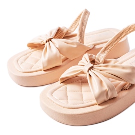 Sandali beige con plateau di Montagna