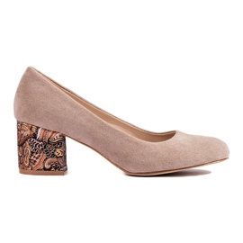 SHELOVET Décolleté con tacco basso in camoscio beige di Sheovet