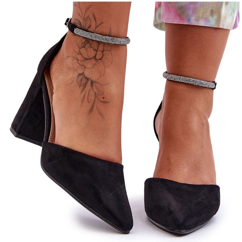 Décolleté in camoscio Black Diamond con zirconi nero