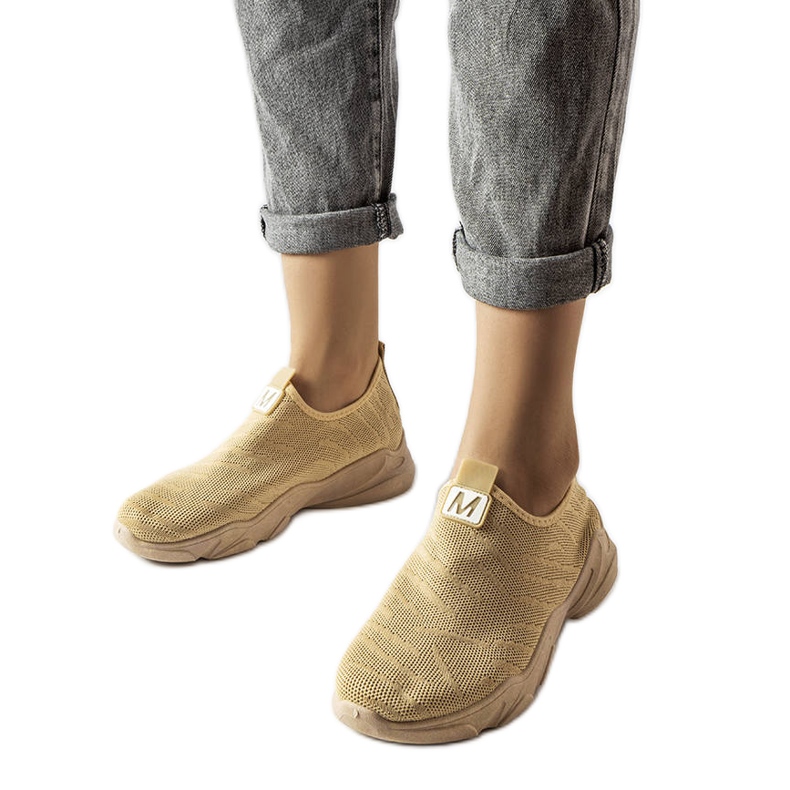 Sneakers in tessuto beige scuro di Aaron