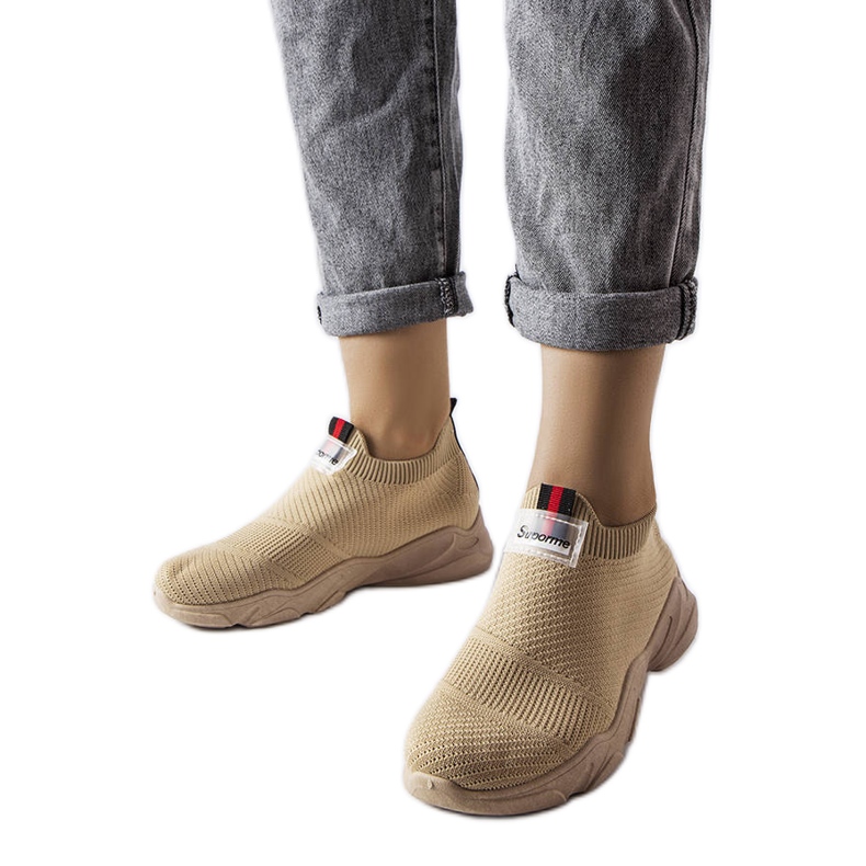 Sneaker senza lacci beige scuro di Greco