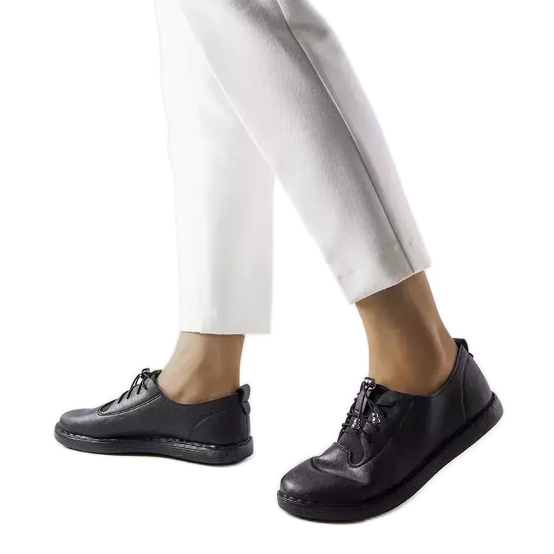 Brogue leggere nere di Perrine nero