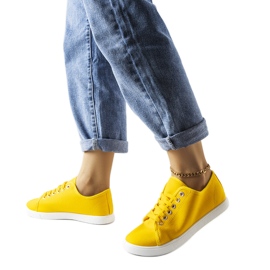 Sneaker gialle in tessuto di Sutri giallo