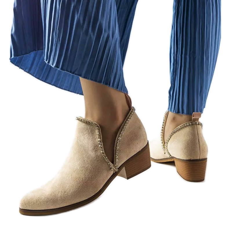 Stivaletti beige decorati con strass Ditten