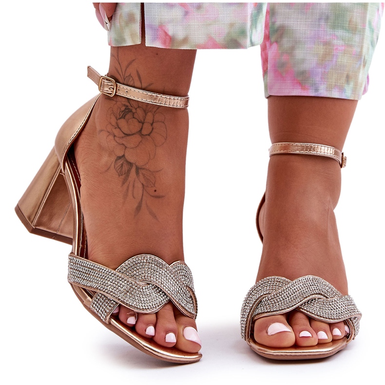 Sandali Tacco Basso Con Strass Rose Gold Monra d'oro