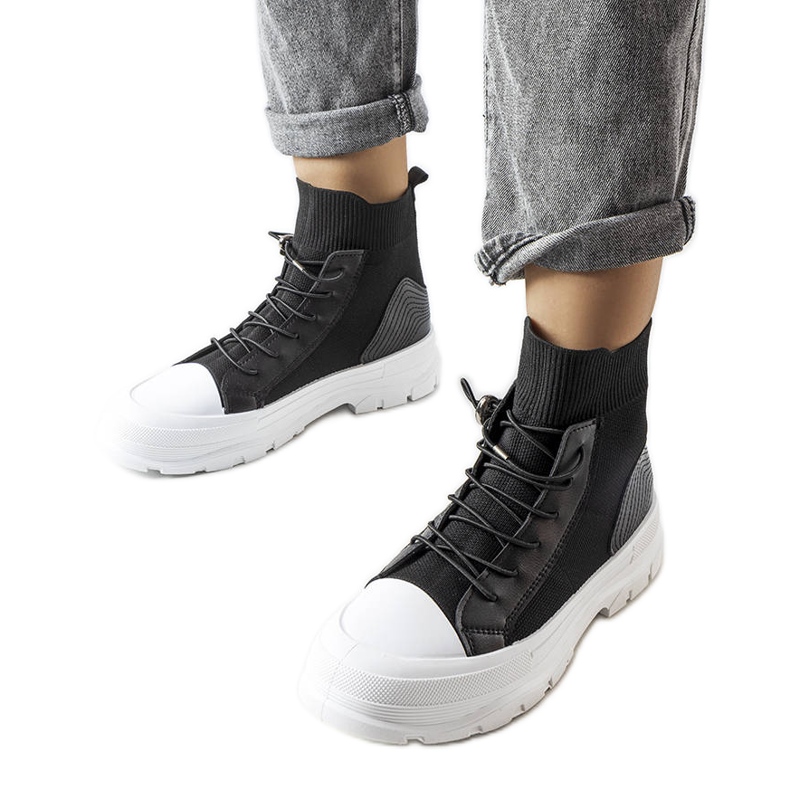 Sneaker alte di colore nero di Pru