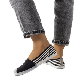 Sneaker in tessuto nero di Harlee