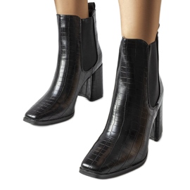 Stivaletti neri con finta pelle di coccodrillo di Weigall nero