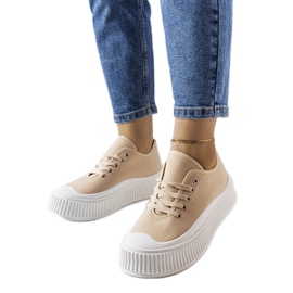 Sneaker beige con plateau di Castanthei