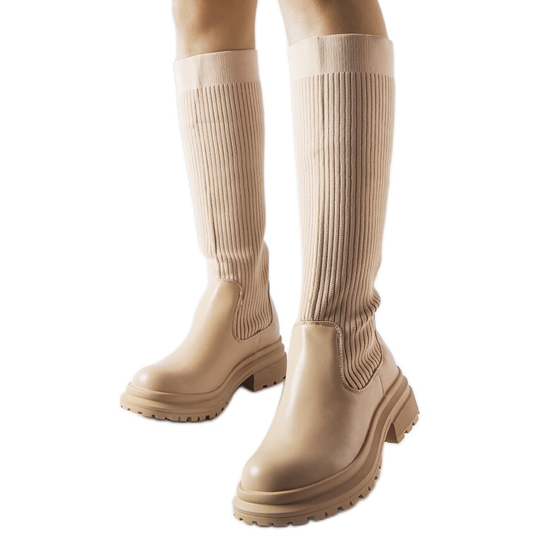Stivali beige con tomaia elastica di Montere