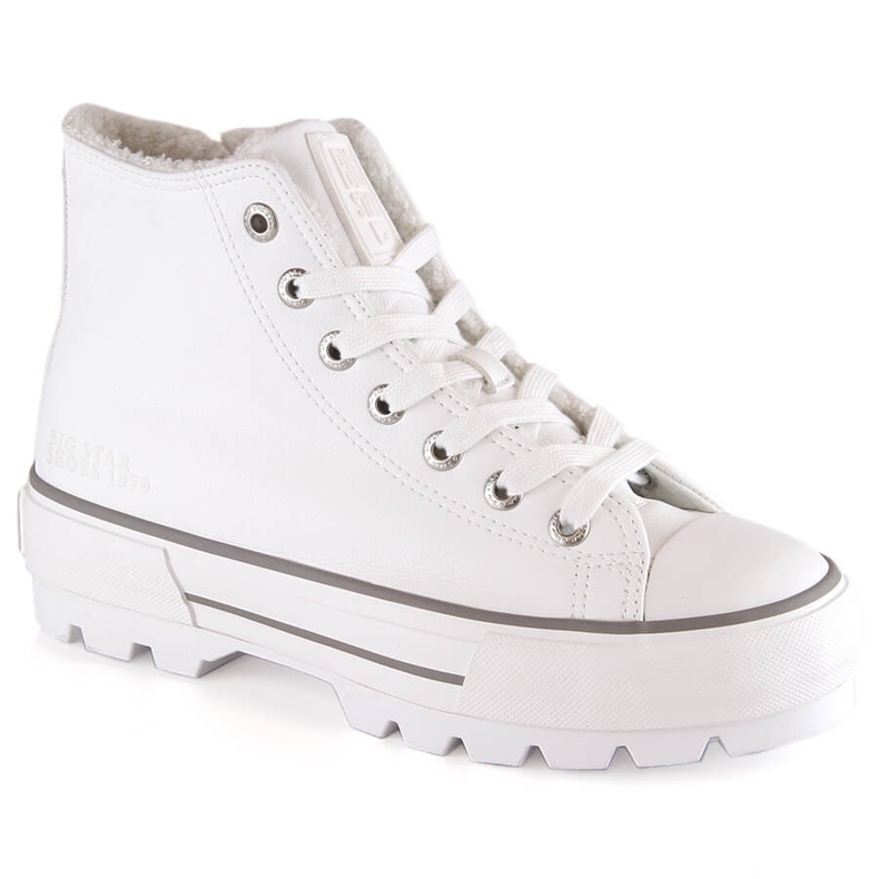 Sneakers isolata sulla piattaforma bianca Big Star MM274037