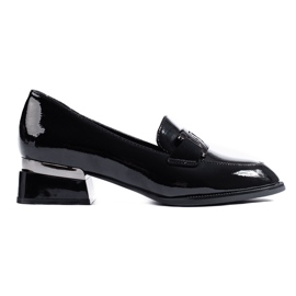 Scarpe da donna laccate nere con fibbia Vinceza nero