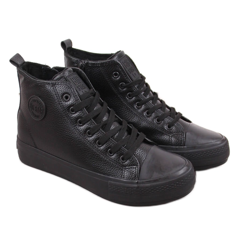 Sneakers alte da uomo sulla piattaforma isolata nera Big Star MM174065 nero