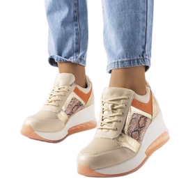 Inna Sneakers con zeppa beige di Irpina