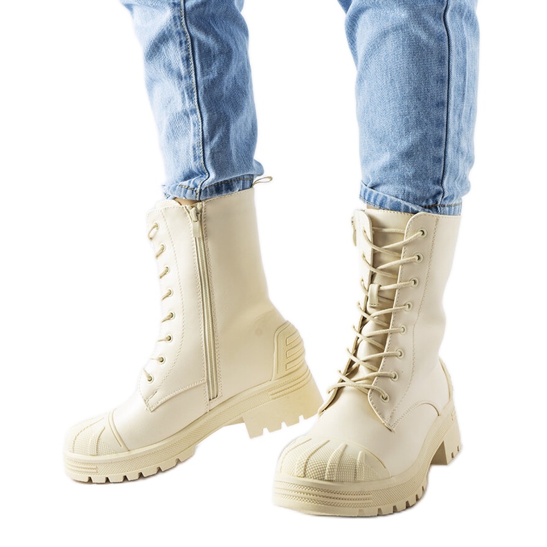 Stivali beige chiaro con suola più spessa di Manara