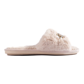 Pantofole beige con pelliccia e cristalli di Shelovet