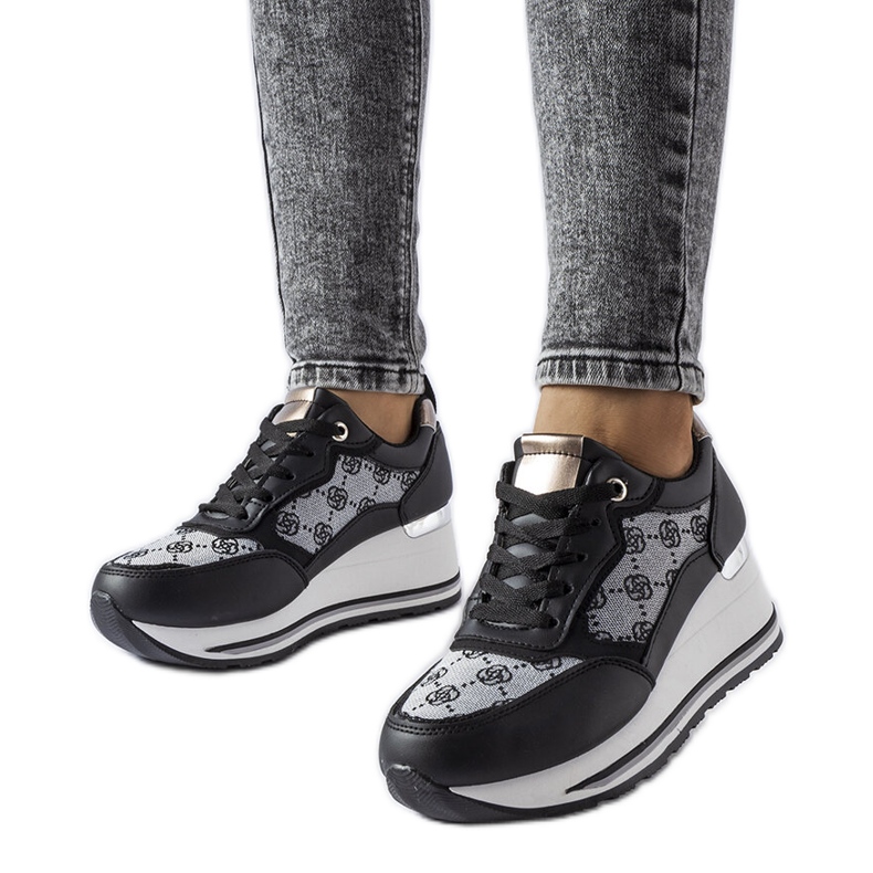 Scarpe da ginnastica nere con zeppa di Rouxi nero