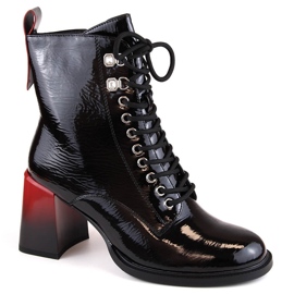Stivali con tacco alto da donna laccati neri D&amp;A S.Barski Collezione Premium MR870-06 nero