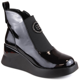 Stivali con zeppa laccati da donna D&amp;A S.Barski Collezione Premium MR870-22 nero