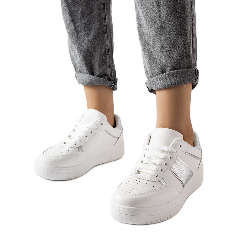 Sneakers sportive bianche e argento di Parma bianca