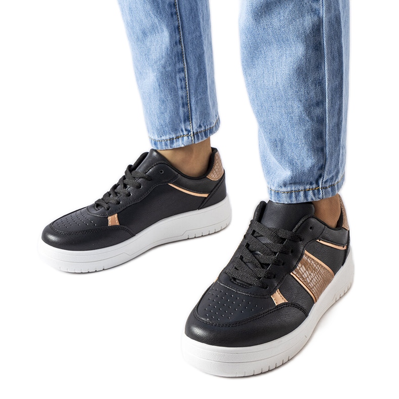 Sneaker sportive nere e dorate di Parma nero