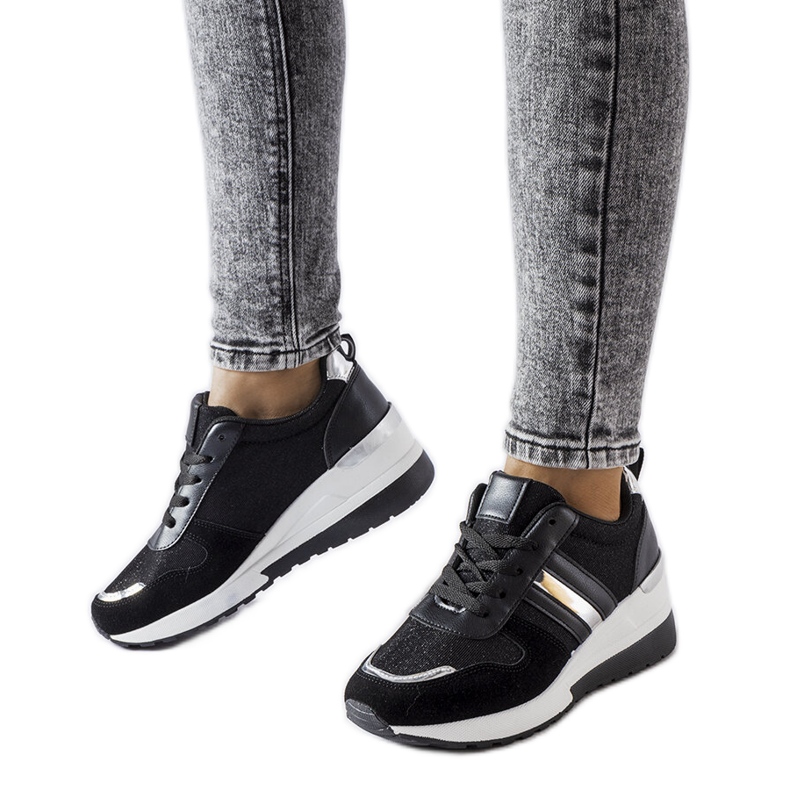 Inna Sneakers con zeppa nere e argento di Titusville nero