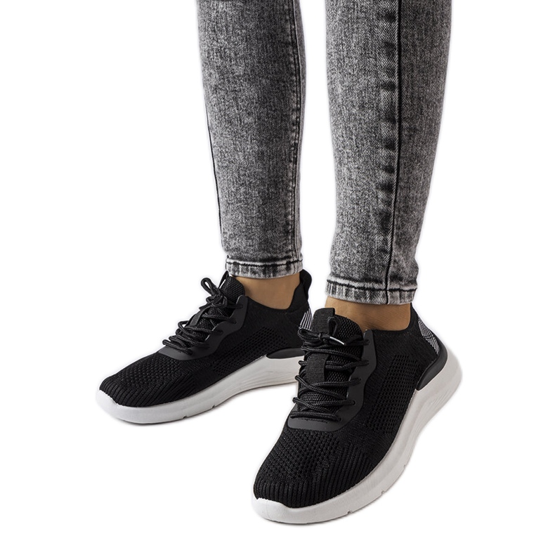 Scarpe da ginnastica bianche e nere di Nelson bianca