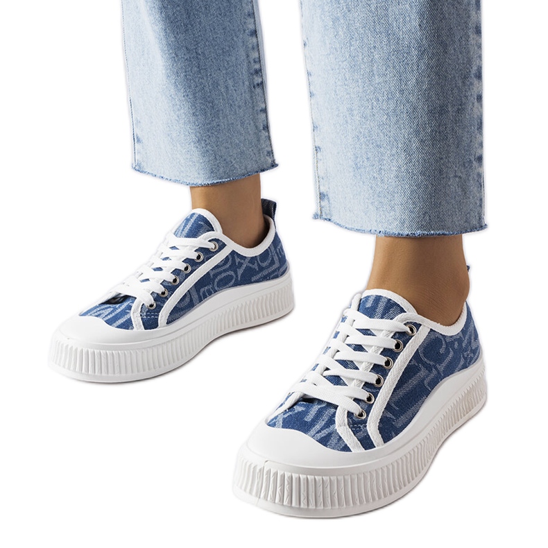 Sneakers con plateau blu navy di Alfianello