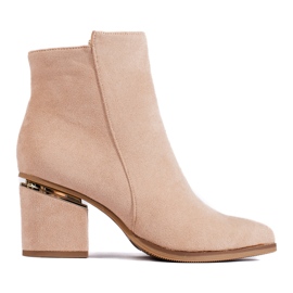 Stivaletti in pelle scamosciata beige chiaro di Shelovet