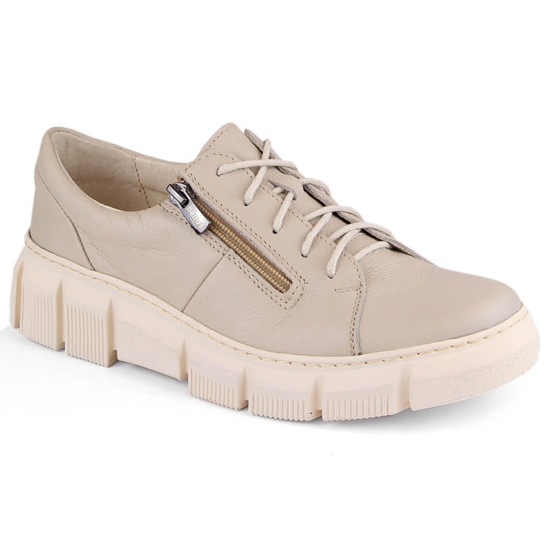 Comode scarpe da donna in pelle sulla piattaforma ecru Helios 413.10 beige
