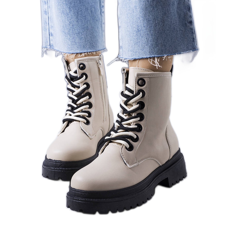 Stivaletti isolanti beige di Jolene