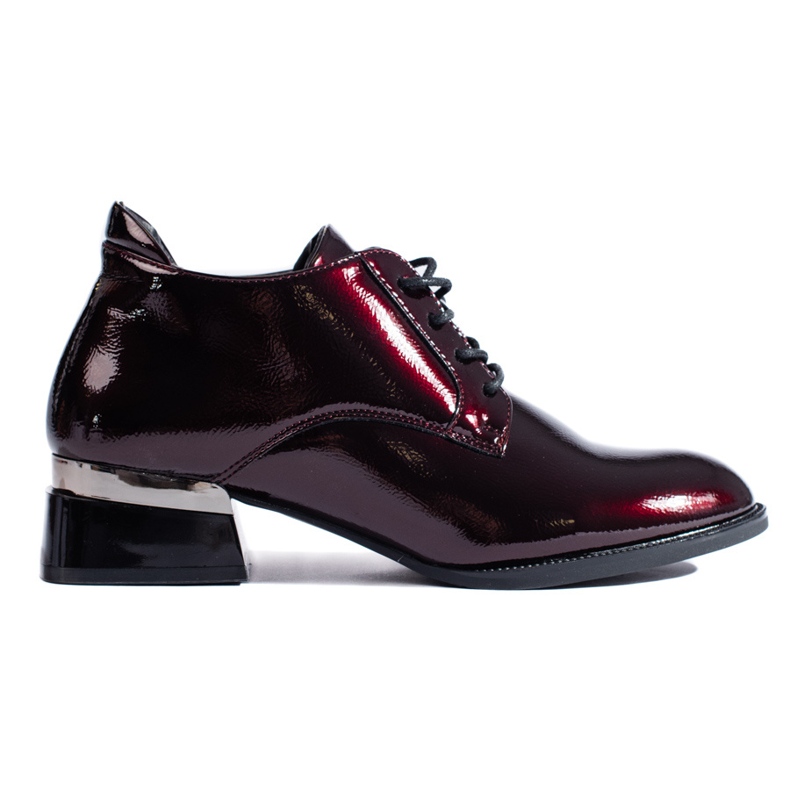 Scarpe in vernice bordeaux da donna di Vinceza rosso