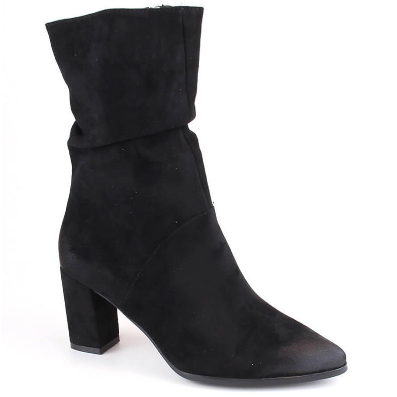 Stivali neri corti, spiegazzati e isolanti da donna Vinceza 58146 nero