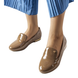 Scarpe in vernice marrone Lang