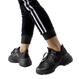 Sneakers nere con tomaia flessibile Abal nero