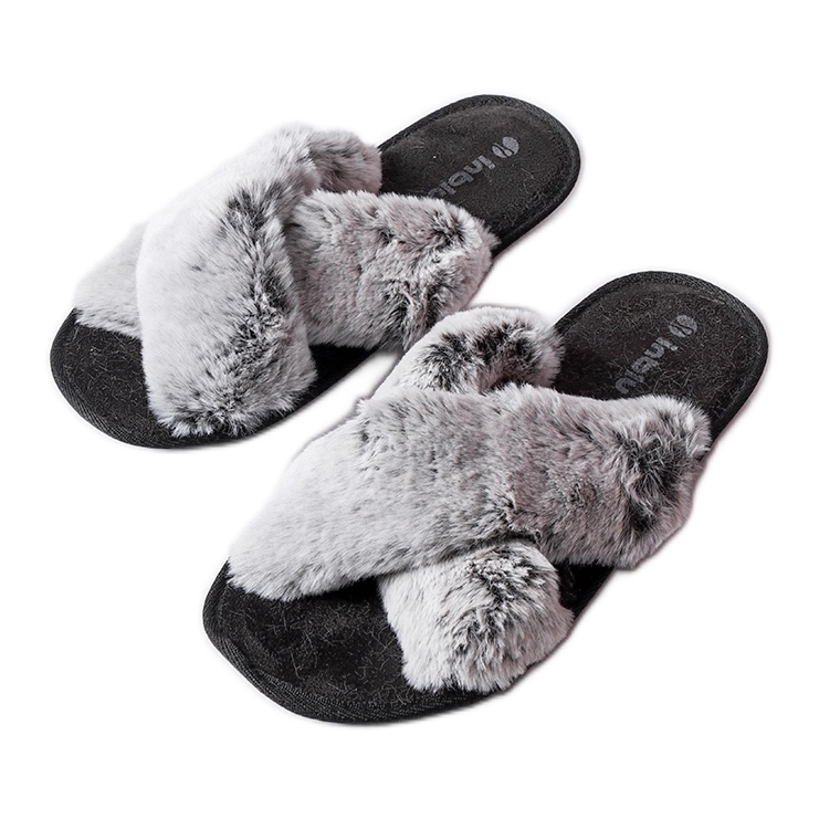 Pantofole grigie con pelliccia di Domenica grigio