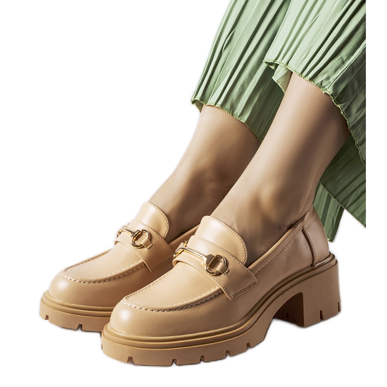 Scarpe beige con tacco di Fabrizio