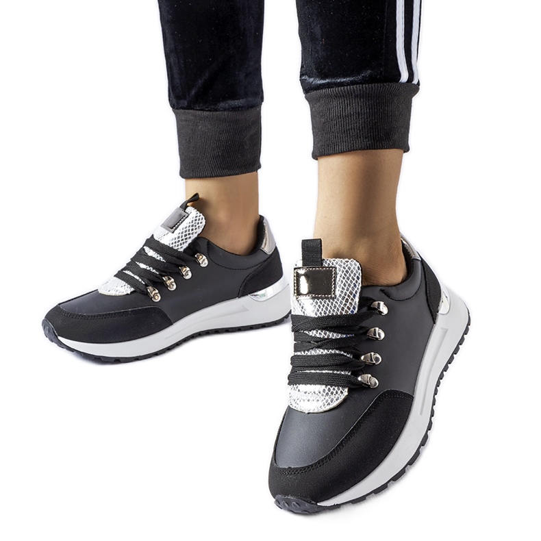 Sneakers nere con decorazione Frum argento nero