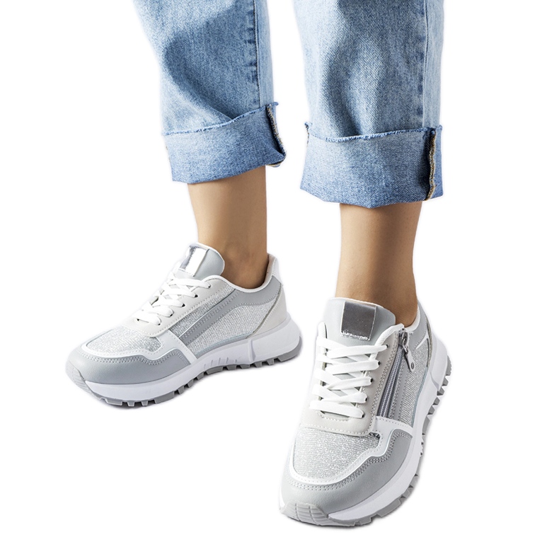 Sneakers da donna grigie e argento di Camuzzoni grigio