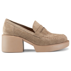 Comode scarpe da donna in beige scuro